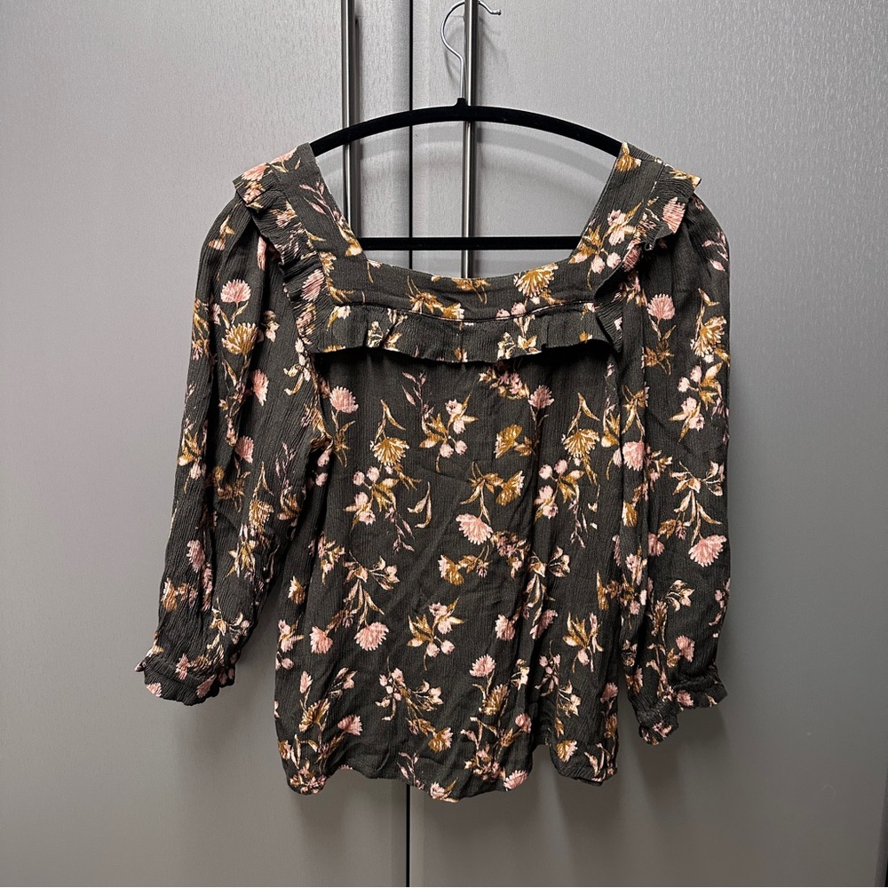 Garnet Hill Pink and Cream Ruffled Sailor Collar Blouse